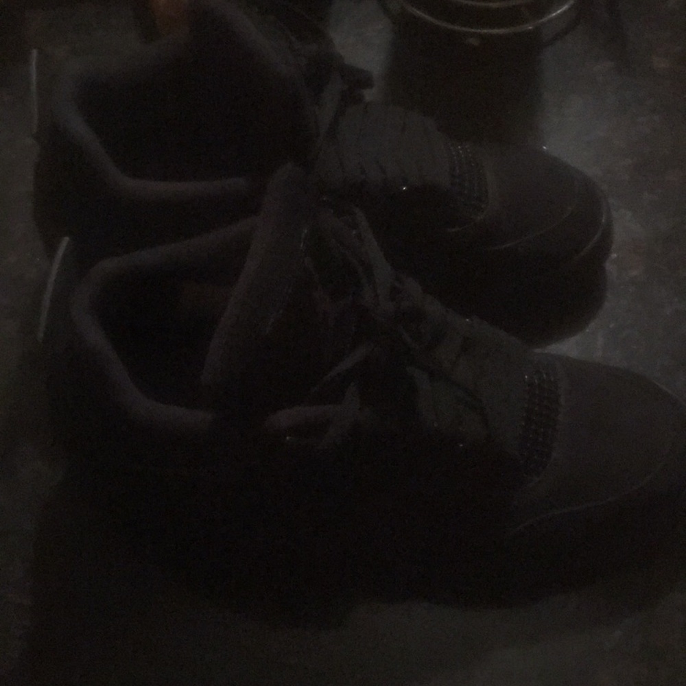 Jordan retro 4s
